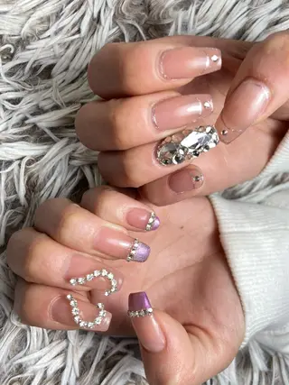 ロング ネイル ✴︎ Delightのネイルデザイン