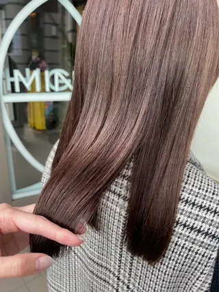 セミロング 庄司 桜のヘアスタイル