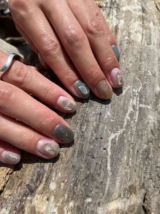 ネイル y-neil | ニュアンスネイルのネイルデザイン