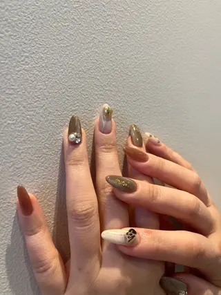 ネイル 小川 奈々花のネイルデザイン