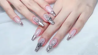 ネイル 🎀M nails✨ ビューティーのネイルデザイン