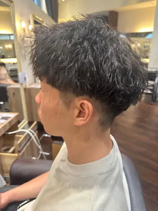 ショート パーマ メンズ フェザーパーマ 安藝颯/メンズカットのヘアスタイル