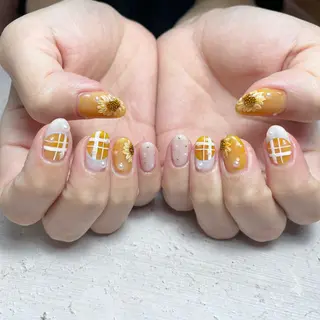 ネイル 💐irisée fleur中居のネイルデザイン