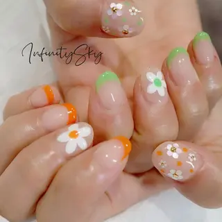 ネイル infinity skyのネイルデザイン