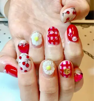 ネイル nailsalon sugarr所属・nailist cocoのネイルデザイン
