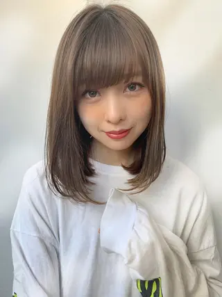 ミディアム 🪞THEATER 表参道店🩰のヘアスタイル
