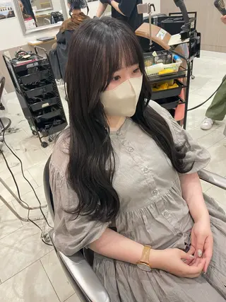 セミロング カラー SINCE【シンス】所属・Hika.ハイトーン 髪質改善🩵ᩚ🫧のヘアスタイル