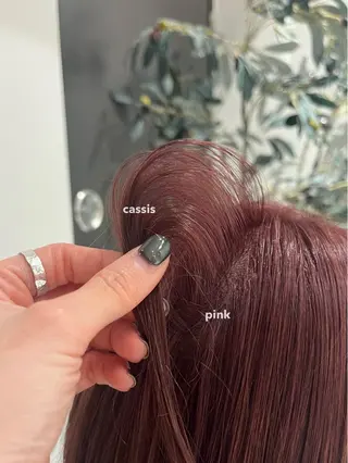 ミディアム カラー RINA🧤 デザインとボブのヘアスタイル