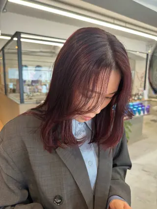 ミディアム INORI /フェイスレイヤーのヘアスタイル