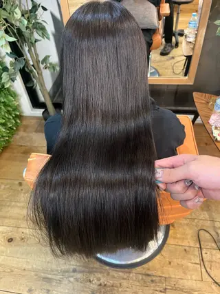 ロング ⚪️髪質改善 縮毛 店長 コウ⚪️のヘアスタイル