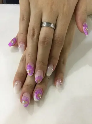 ネイル 💎🐰 saki. m 🐰💎のネイルデザイン