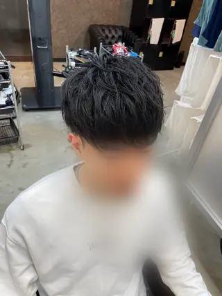 ショート メンズ メンズパーマ特化 カバヤマ　リョウのヘアスタイル