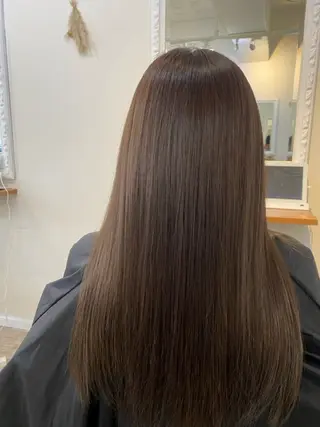 ロング 松井 優佳のヘアスタイル