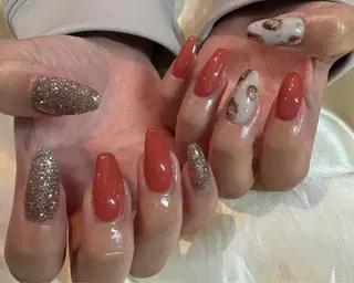 ネイル 藤井 里緒奈のネイルデザイン