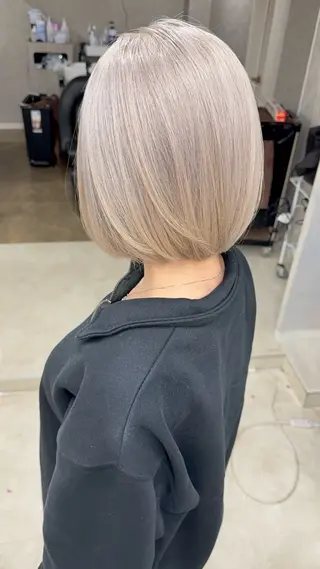 ショート ブリーチ指名🥇/ ボブ/HISAKIのヘアスタイル