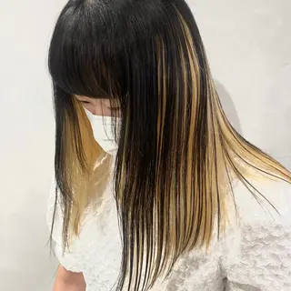 セミロング カラー デザインカラー/パー マ🦖外岡咲希🦖のヘアスタイル