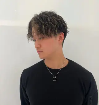 カラー パーマ メンズ 橋本 七海のヘアスタイル