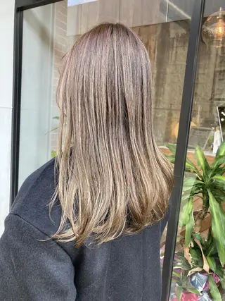 カラー ロング ANGELICA 天理店のヘアスタイル