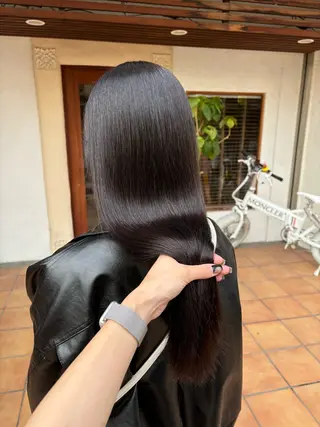 ロング putri店長 和田鈴采のヘアスタイル