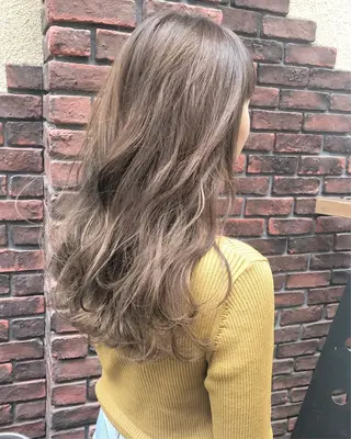 ロング カラー nakahara madokaのヘアスタイル