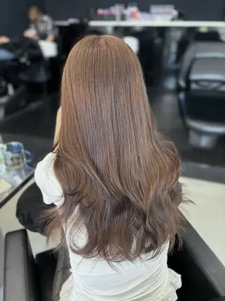 ロング カラー mitty aikaのヘアスタイル