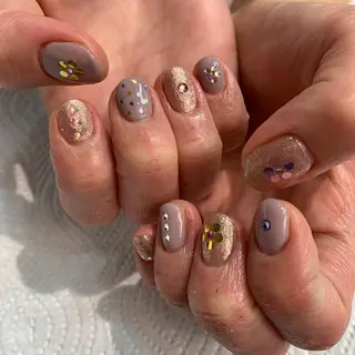 ネイル ウスイマイコ カット/ケアカラーのヘアスタイル