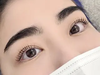 マツエク・マツパ グランアイ𑁍 船橋北口店菊間の眉毛・アイブロウイメージ