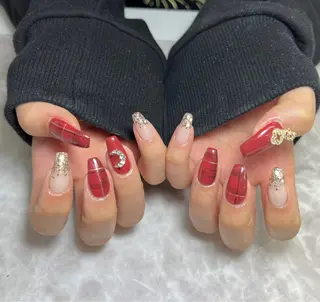 ネイル MAMIネイリスト UNELMA所属のネイルデザイン