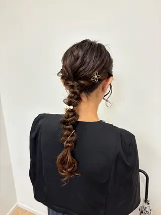 ロング ヘアアレンジ ZAZA Wakaのヘアスタイル