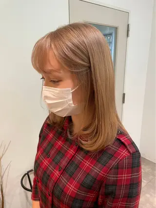ミディアム 室谷 ゆりあのヘアスタイル