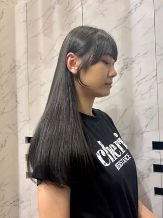 ロング miu /透明感カラーのヘアスタイル