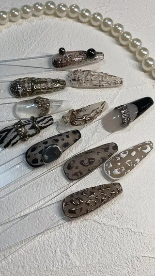 ネイル femme💫 CARINAのネイルデザイン