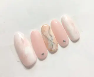 ネイル Bella  totalbeauty所属・Bella 齋藤理奈のネイルデザイン