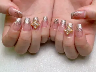 ネイル lucky nail 歌舞伎町のネイルデザイン