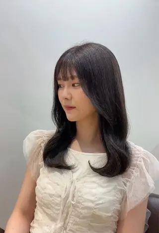 ミディアム 西原 みさきのヘアスタイル