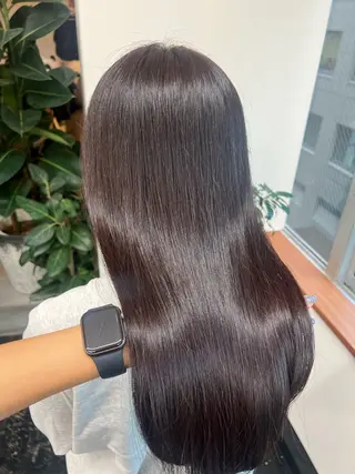 セミロング カラー Garland 表参道所属・ミディアムレイヤー/ 艶カラー🎀　emiのヘアスタイル