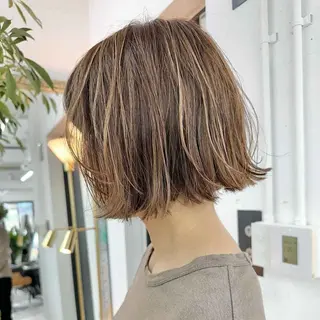 ショート カラー パーマ 森山 陽菜のヘアスタイル
