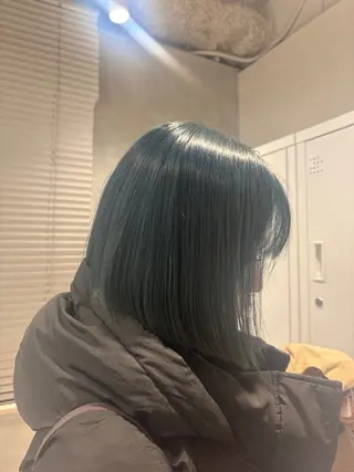 カラー a. ririのヘアスタイル