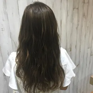 ロング 庄司 美佑樹のヘアスタイル