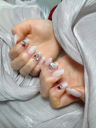 ネイル YOIネイルサロン所属・YOI ゆみのネイルデザイン