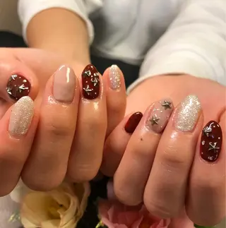 ミディアム ネイル 那覇🏝️台湾人 ネイリストSHIUのネイルデザイン