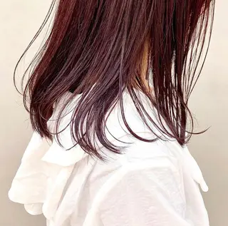 セミロング カラー 角岡 真帆のヘアスタイル