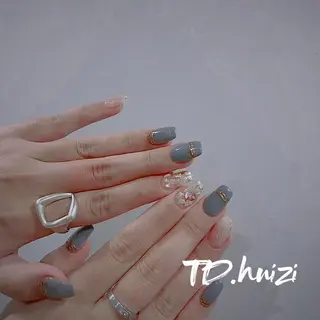 ミディアム めぐみのネイルサロン 惠のネイルデザイン