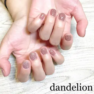 ネイル dandelion ダンデライオンのネイルデザイン