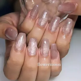 ネイル フラワー ムーンのネイルデザイン