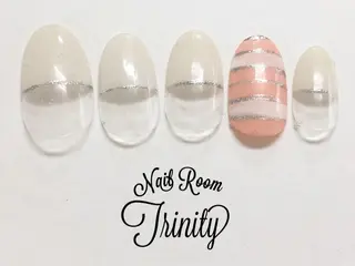 ネイル Trinity staffのネイルデザイン