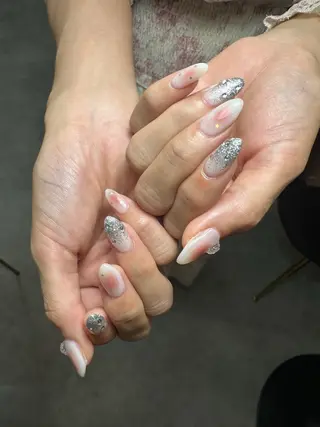 ネイル ATELIERHARLOW所属・nailist MOEのネイルデザイン