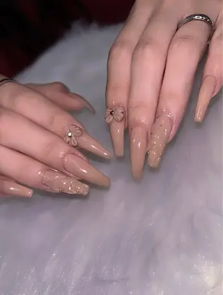 ネイル 高草木 桃香のネイルデザイン