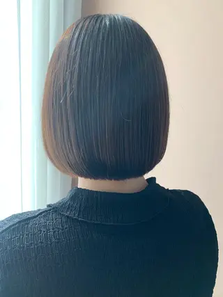 ショート hub hair レイヤー/透明感のヘアスタイル