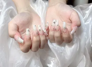 ネイル D-BEAUTY Nailsalonのネイルデザイン